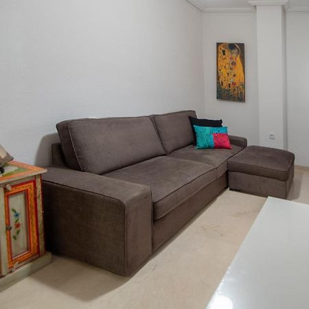 Apartamento Nuestra Andalucia - Cadiz Centro - Parking Exterior foto